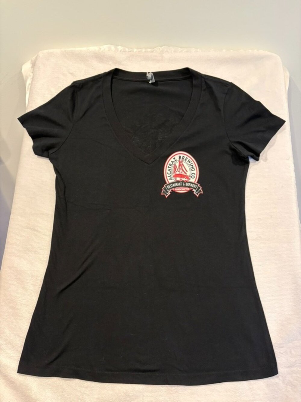 Alcatraz Brewing Co. Shirt Womens Large L Black V-Neck